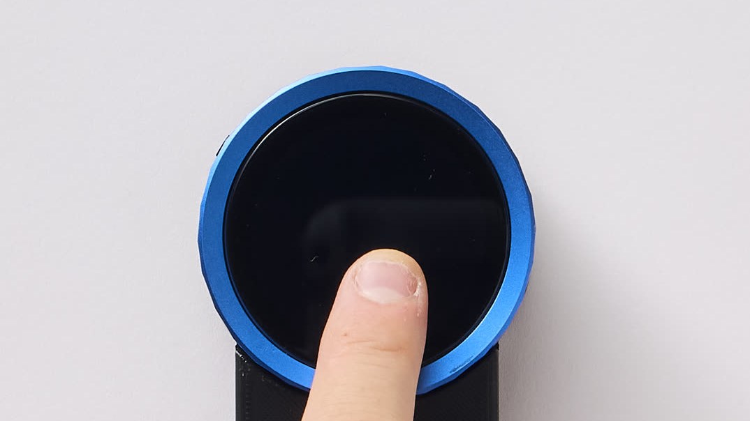 p10-voice-press-m.jpg