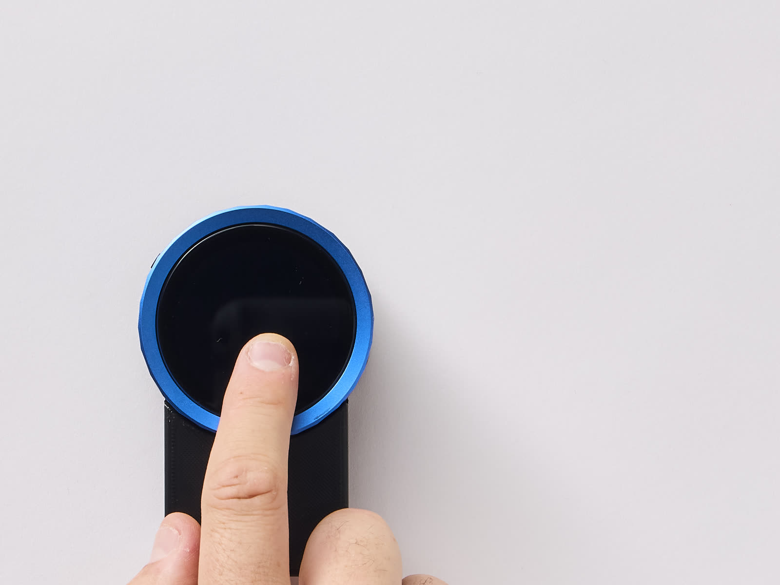 p10-voice-press.jpg